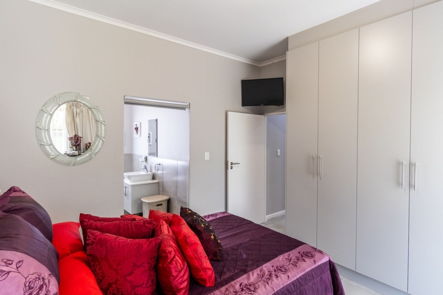 To Let 3 Bedroom Property for Rent in Aan de Wijnlanden Western Cape
